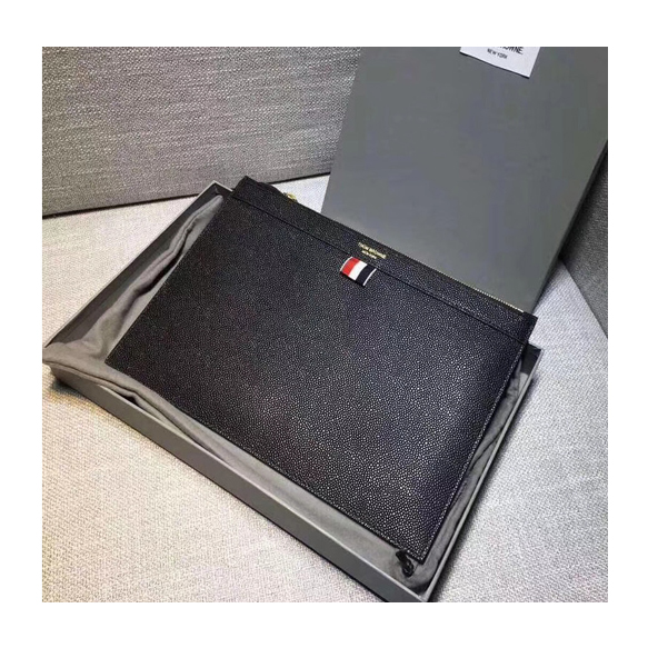 톰브라운 19SS MAC019L 00198 001 삼선탭 클러치백 M