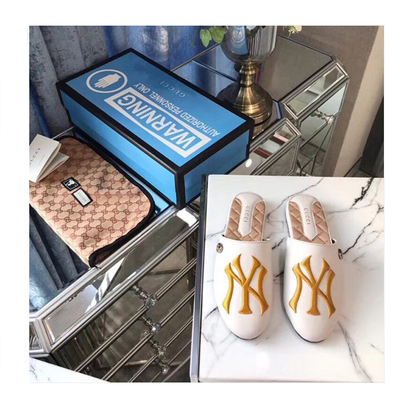 GUCCI NY Flamel Mule 화이트