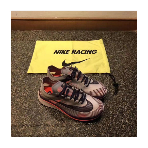 나이키 LAB ZOOM FLY SP레드