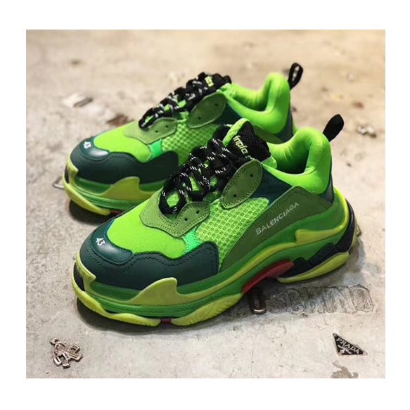 발렌시아가 18FW 트리플S 스니커즈 네온그린