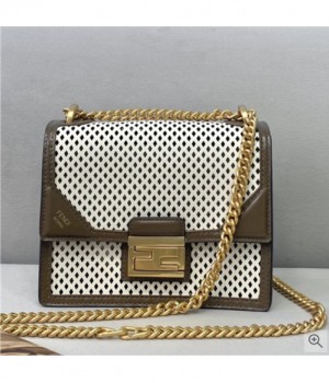 Fendi 펜디 2021 여성용 레더 숄더백,19cm,FENB0629,화이트